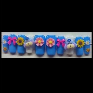 EEYORE blue Floral and Bow Nail Set